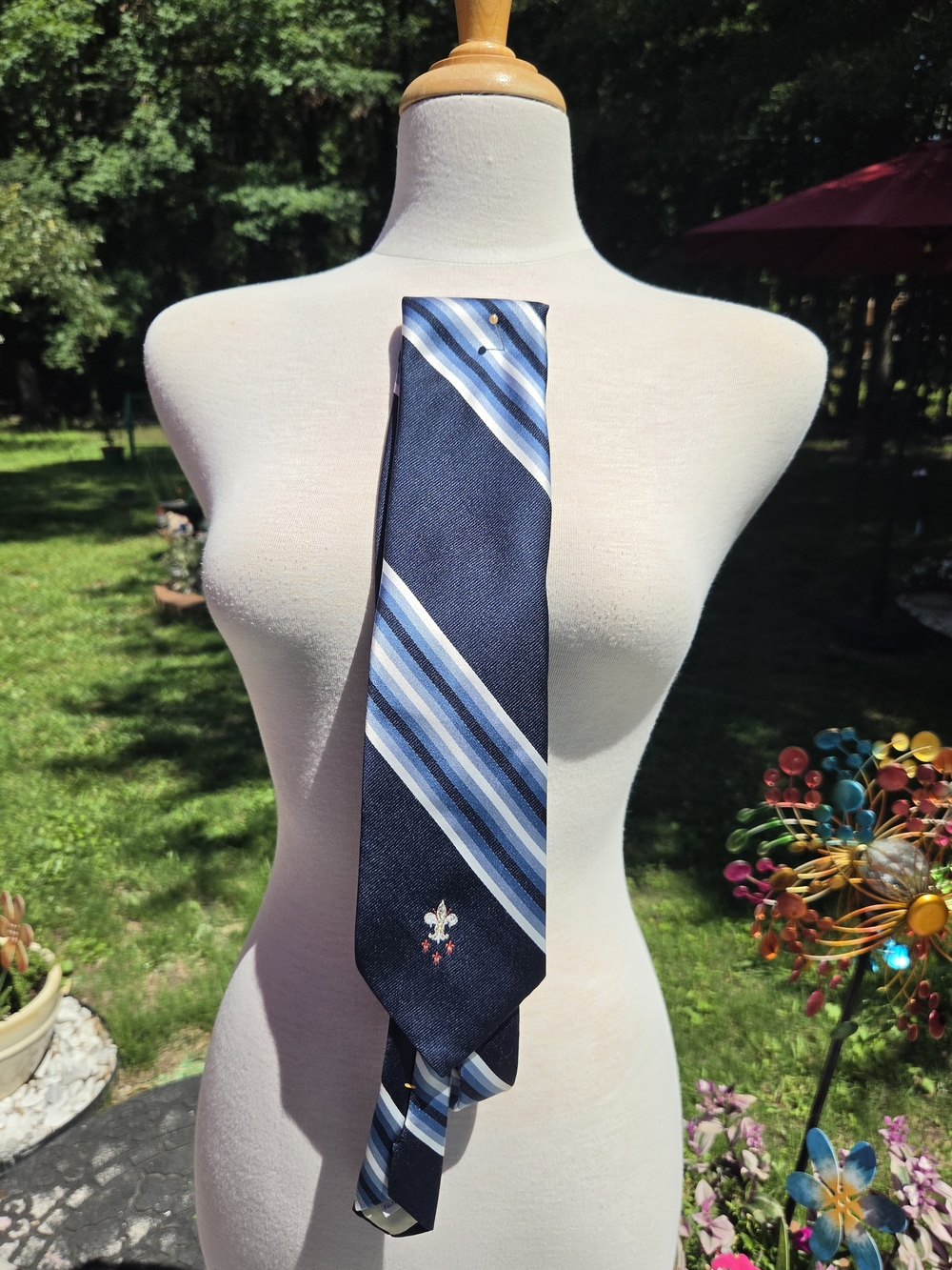 Men's Navy Tie with Light Blue & White Stripes - Unbranded